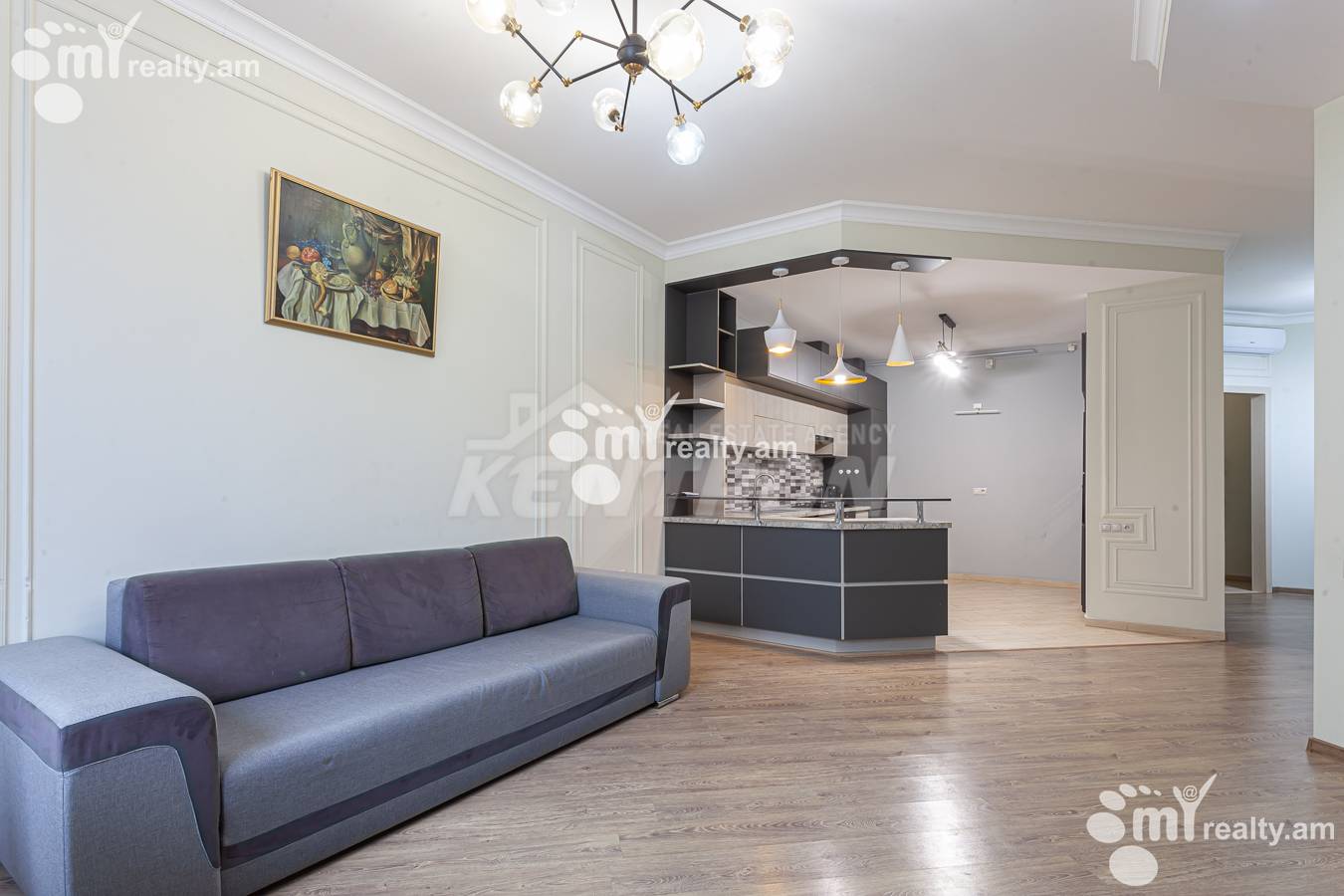 4 bedroom apartment for sale خیابان آنتارایین, مرکز شهر ایروان, 155469