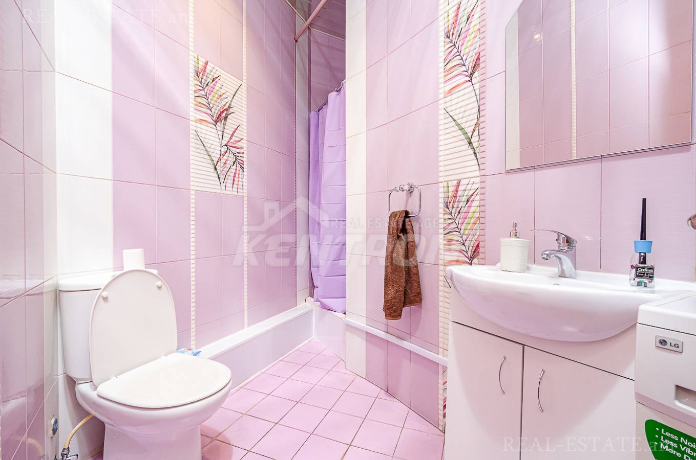 Купить 5 комнатную квартиру Мгер Мкртчян ул, Центр Ереван, 143829