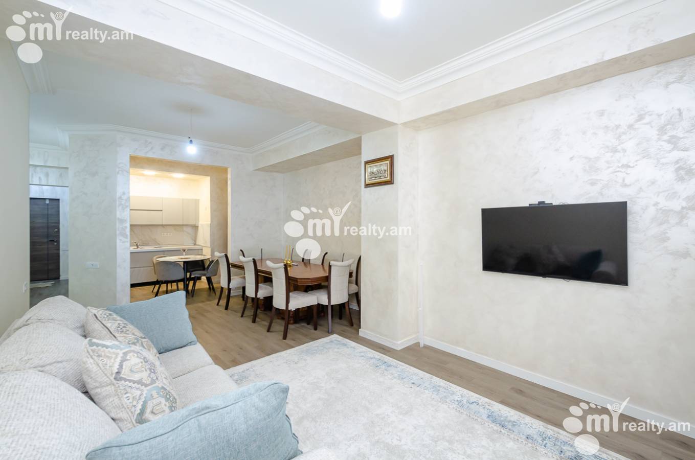 3 bedroom apartment for sale Rostom St, Center Yerevan, 143353