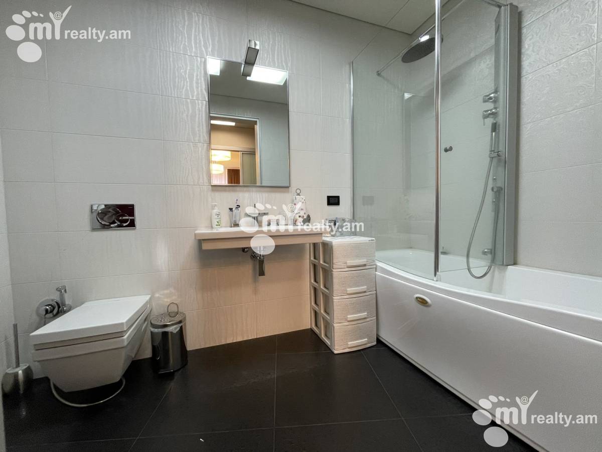 Купить 4 комнатную квартиру Северный пр, Центр Ереван, 156445