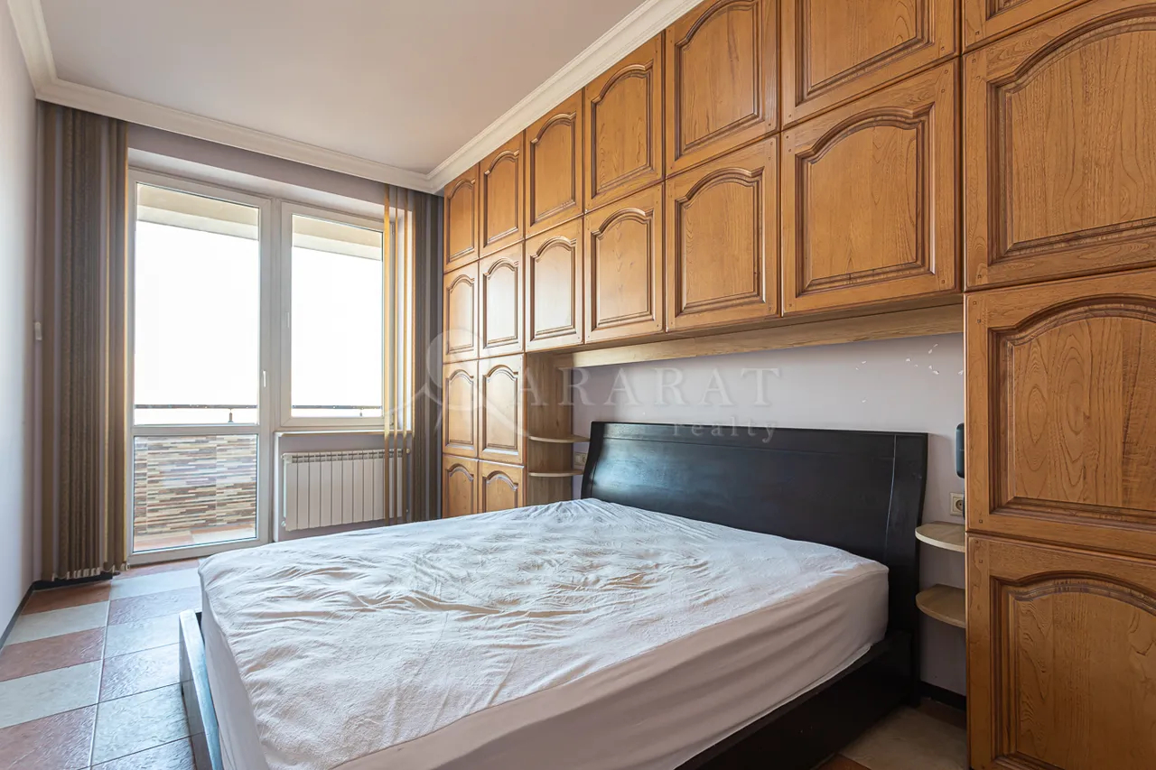 2 bedroom apartment for sale خیابان ن. زاریان, عربگیر ایروان, 157833