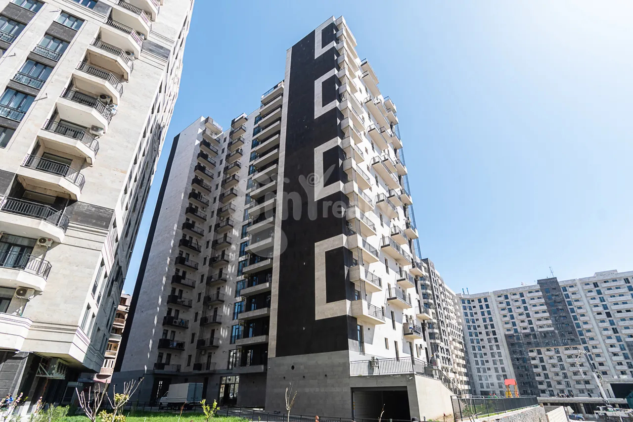3 bedroom apartment for sale Leningradyan St, Adjapnyak Yerevan, 160200