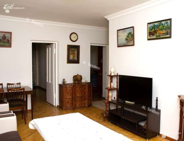 snyat-kvartiru/3-komnatnaya/Abovyan+St/Center/Yerevan