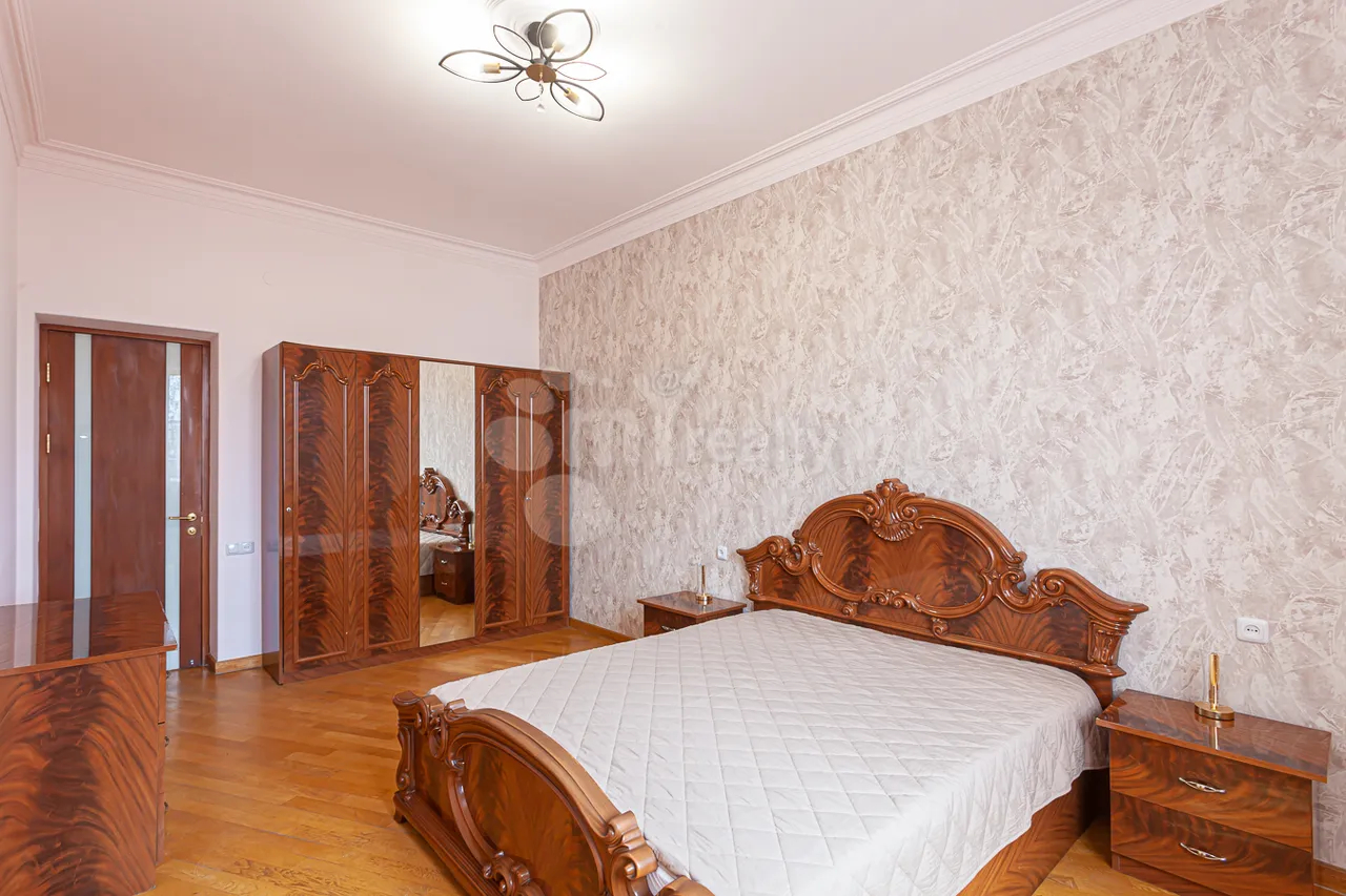 3 bedroom apartment for rent Baghramyan av(Arabkir), Arabkir Yerevan, 160533