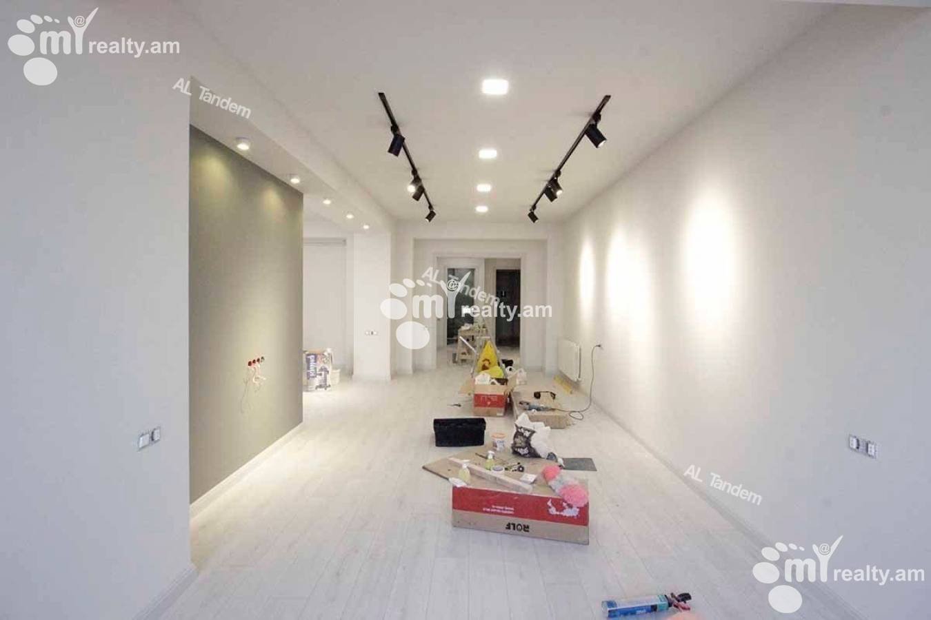 4 bedroom apartment for sale خیابان بوزند, مرکز شهر ایروان, 139830