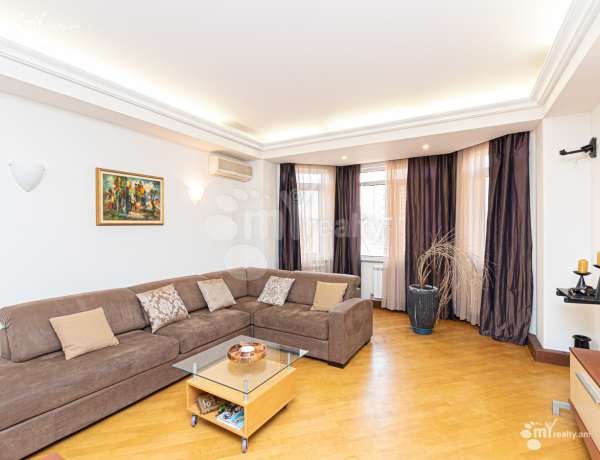 bnakaran/5-senyakanoc/A.Manukyan+St/Center/Yerevan