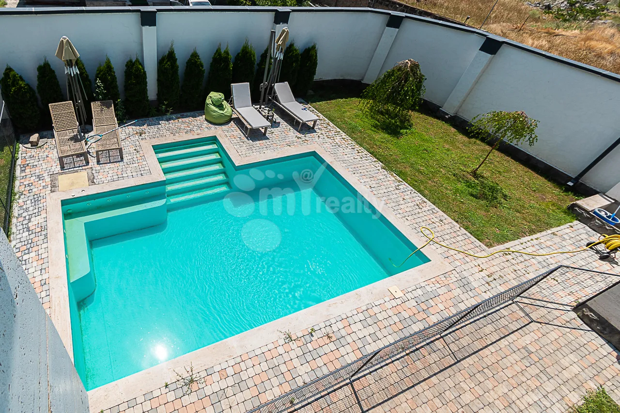 House for sale Noragyugh, Center Yerevan, 161037