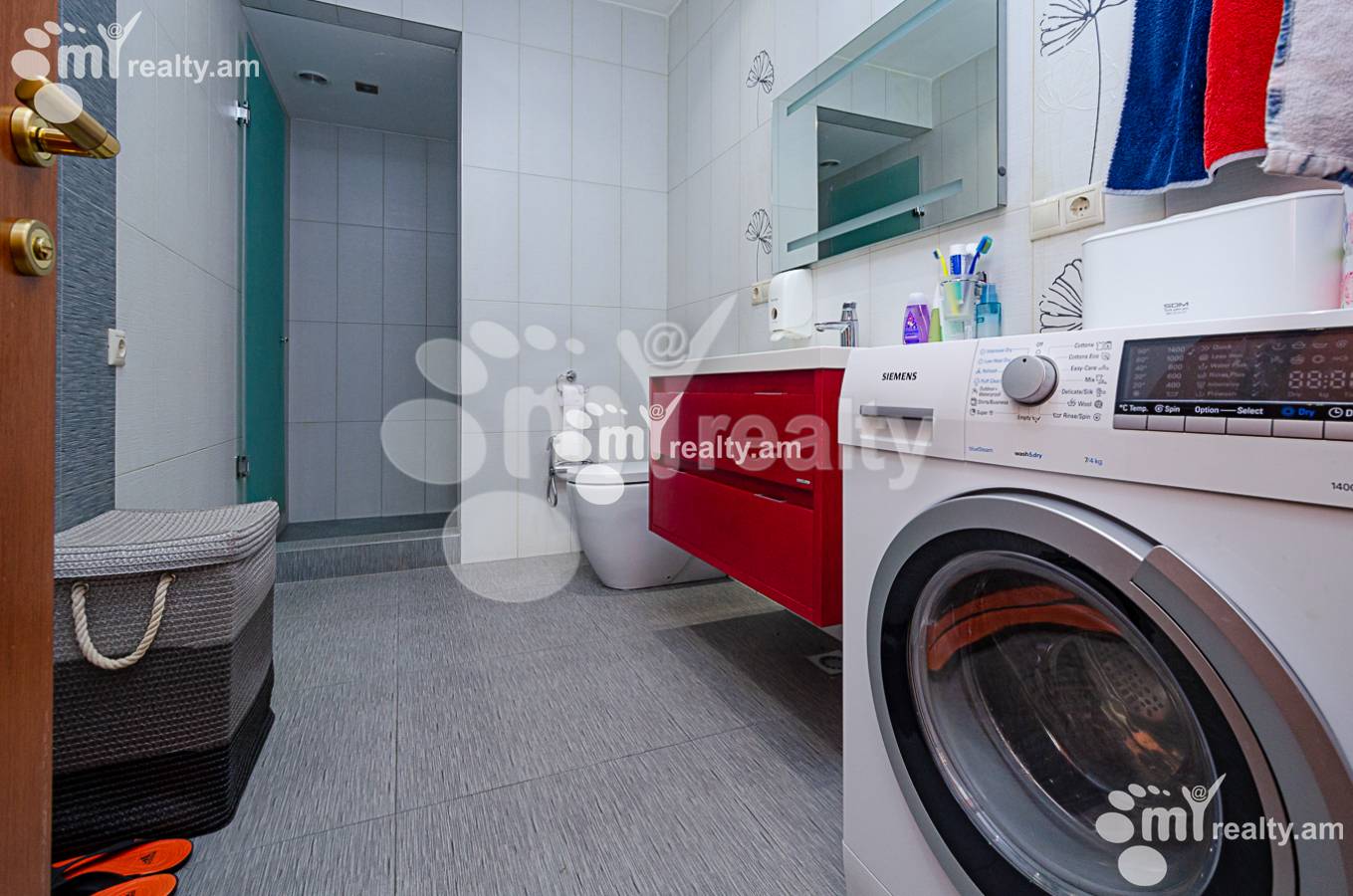 4 սենյականոց բնակարան  Հյուսիսային պող, Կենտրոն Երևան, 136507