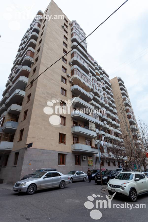Купить 4 комнатную квартиру Аргишти ул, Центр Ереван, 143488