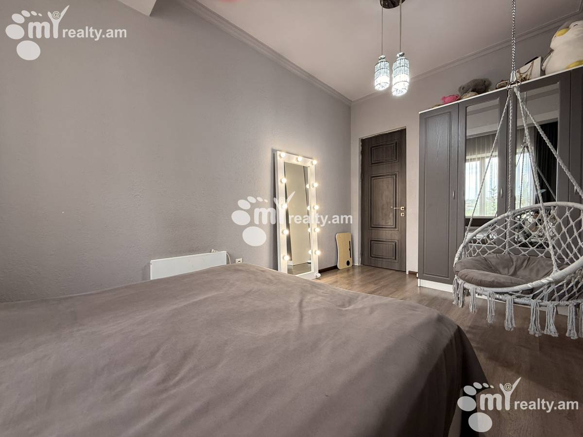 Купить 3 комнатную квартиру Ханзадян ул, Норк-Мараш Ереван, 156476