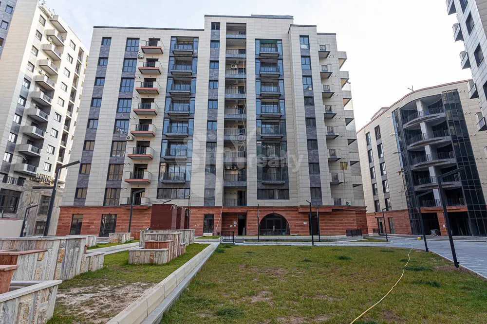 bnakaran/4-senyakanoc/Baghramyan+3+alley/Arabkir/Yerevan