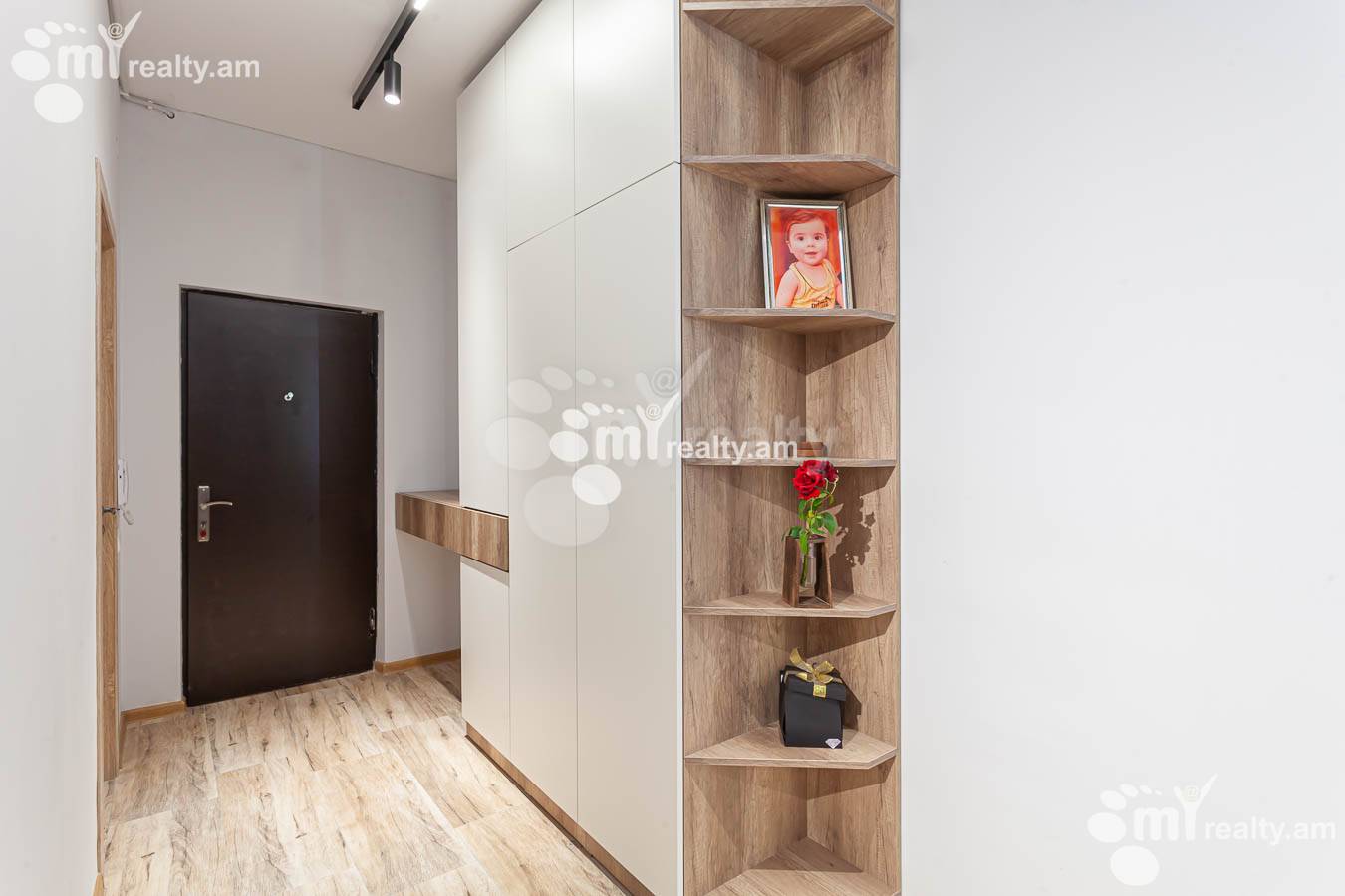 3 bedroom apartment for sale M․ Melqonyan str, Center Yerevan, 153614