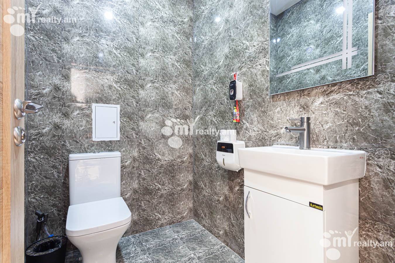 3 bedroom apartment for sale M․ Melqonyan str, Center Yerevan, 153614