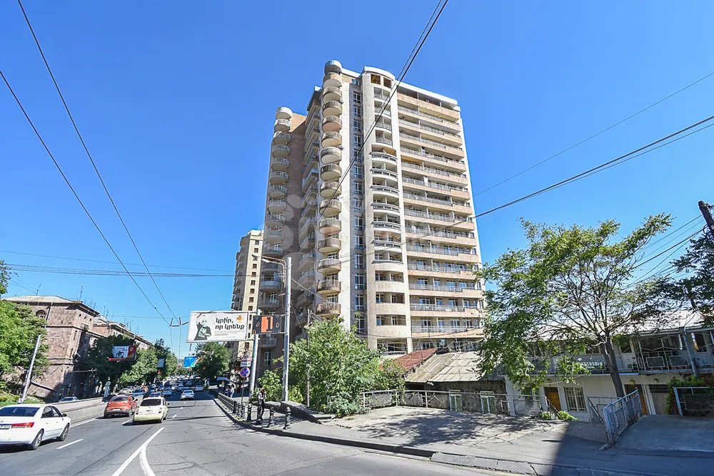 norakaruyc-bnakaran/3-senyakanoc/Baghramyan+av%28Arabkir%29/Arabkir/Yerevan