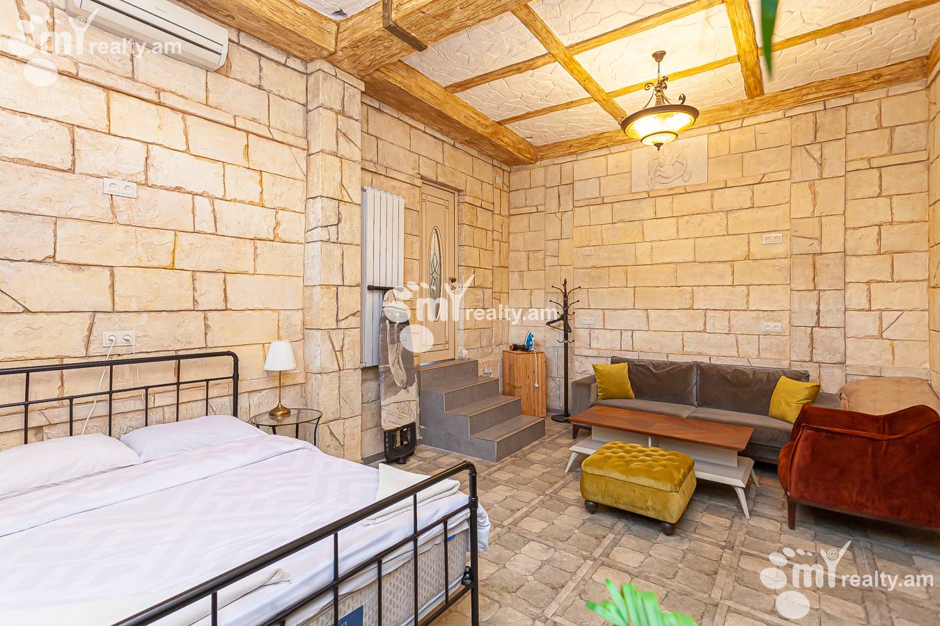 Commercial property for sale Zakyan St, Center Yerevan, 143784