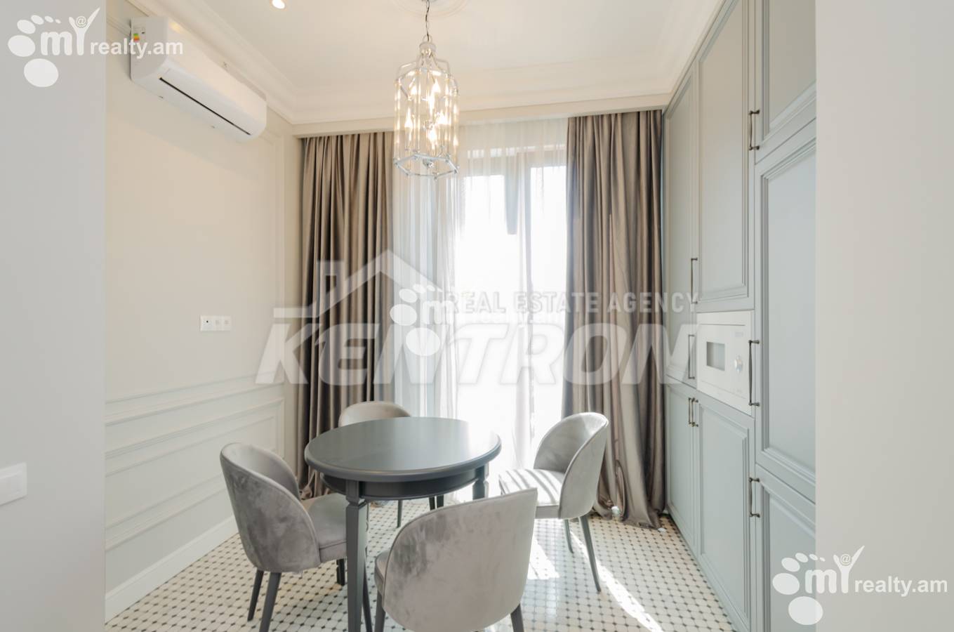 3 bedroom apartment for sale خیابان تامانیان, مرکز شهر ایروان, 128266