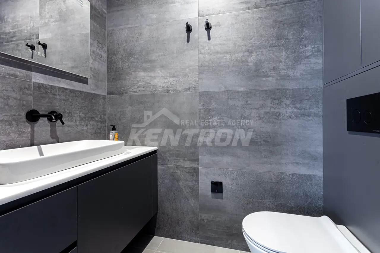 4 bedroom apartment for sale Aram St, Center Yerevan, 158706