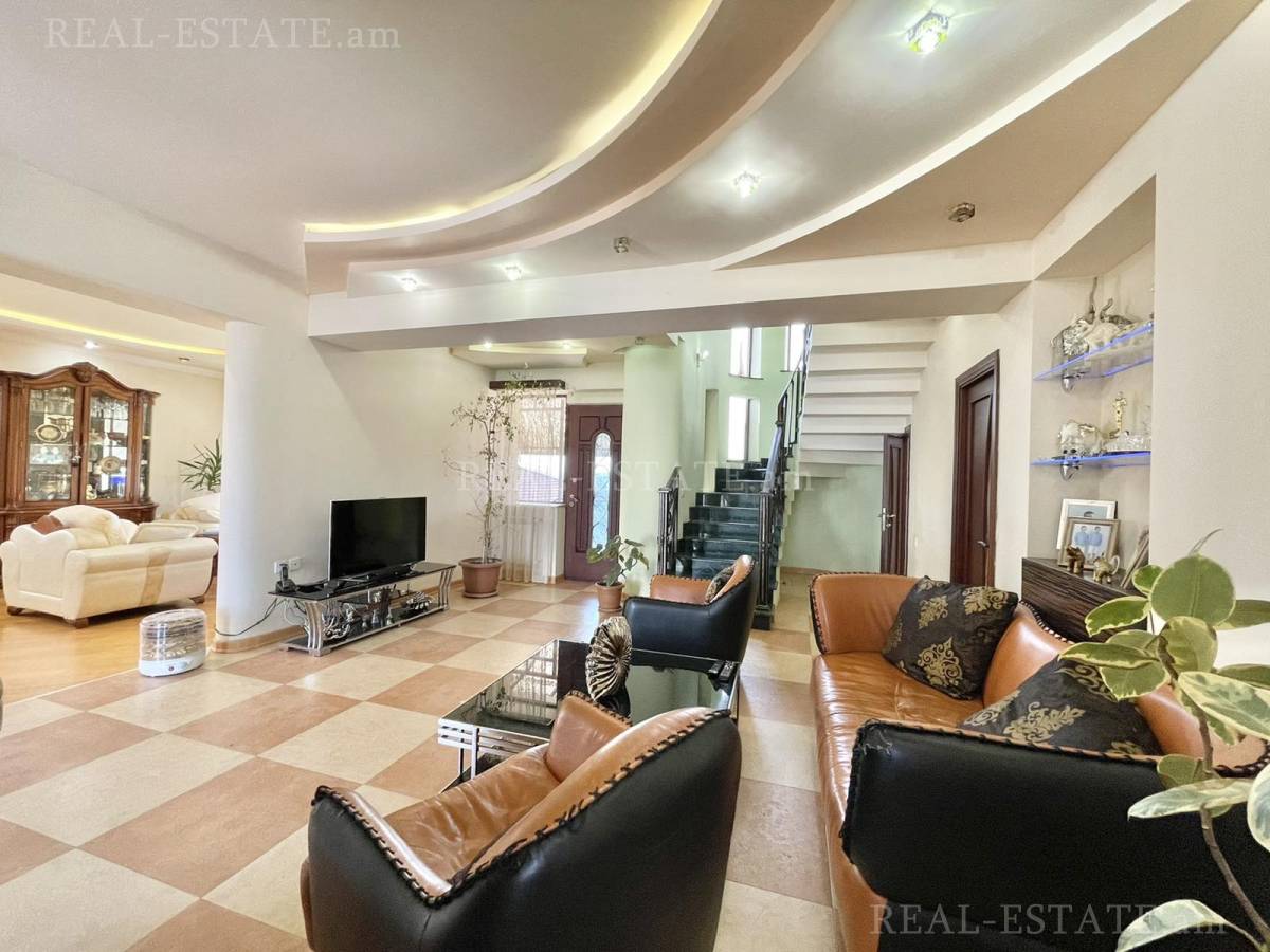 House for sale Abovyan dis, Avan Yerevan, 114242