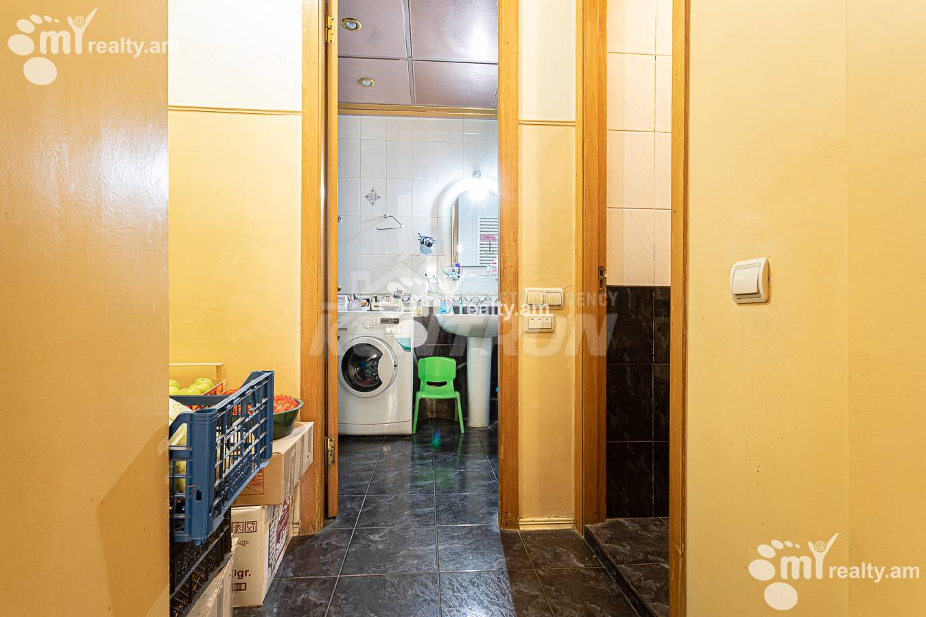 3 bedroom apartment for sale Paronyan St, Center Yerevan, 156507