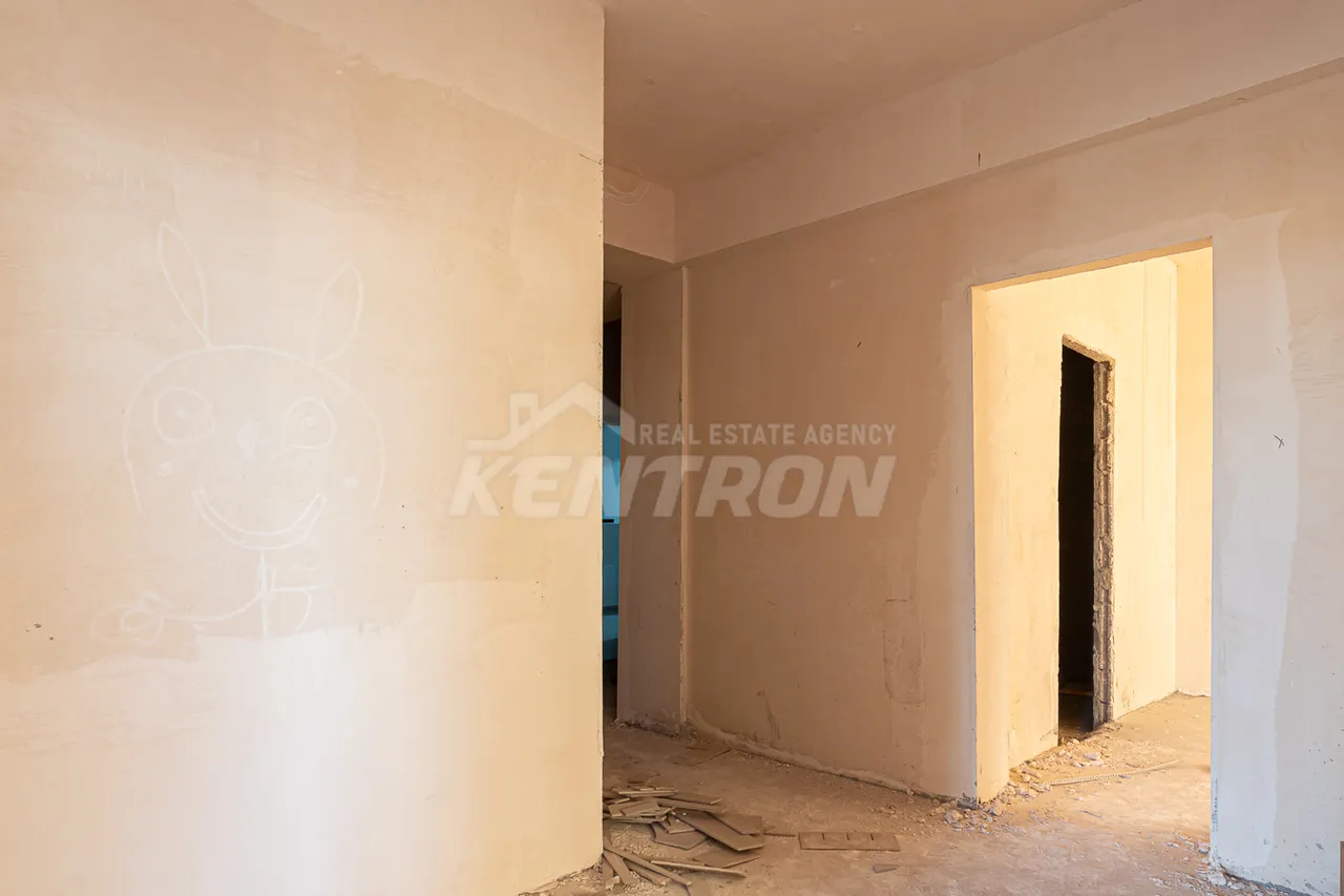 Купить 4 комнатную квартиру Адонц ул, Арабкир Ереван, 157883