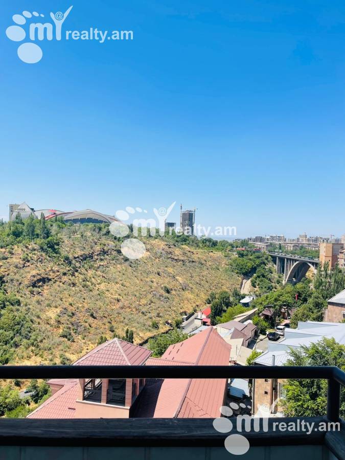 5 bedroom apartment for sale خیابان برادران اوربِلی, عربگیر ایروان, 160180