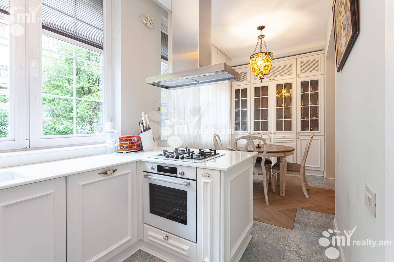 3 սենյականոց բնակարան վարձով Սարյան փող, Կենտրոն Երևան, 155319