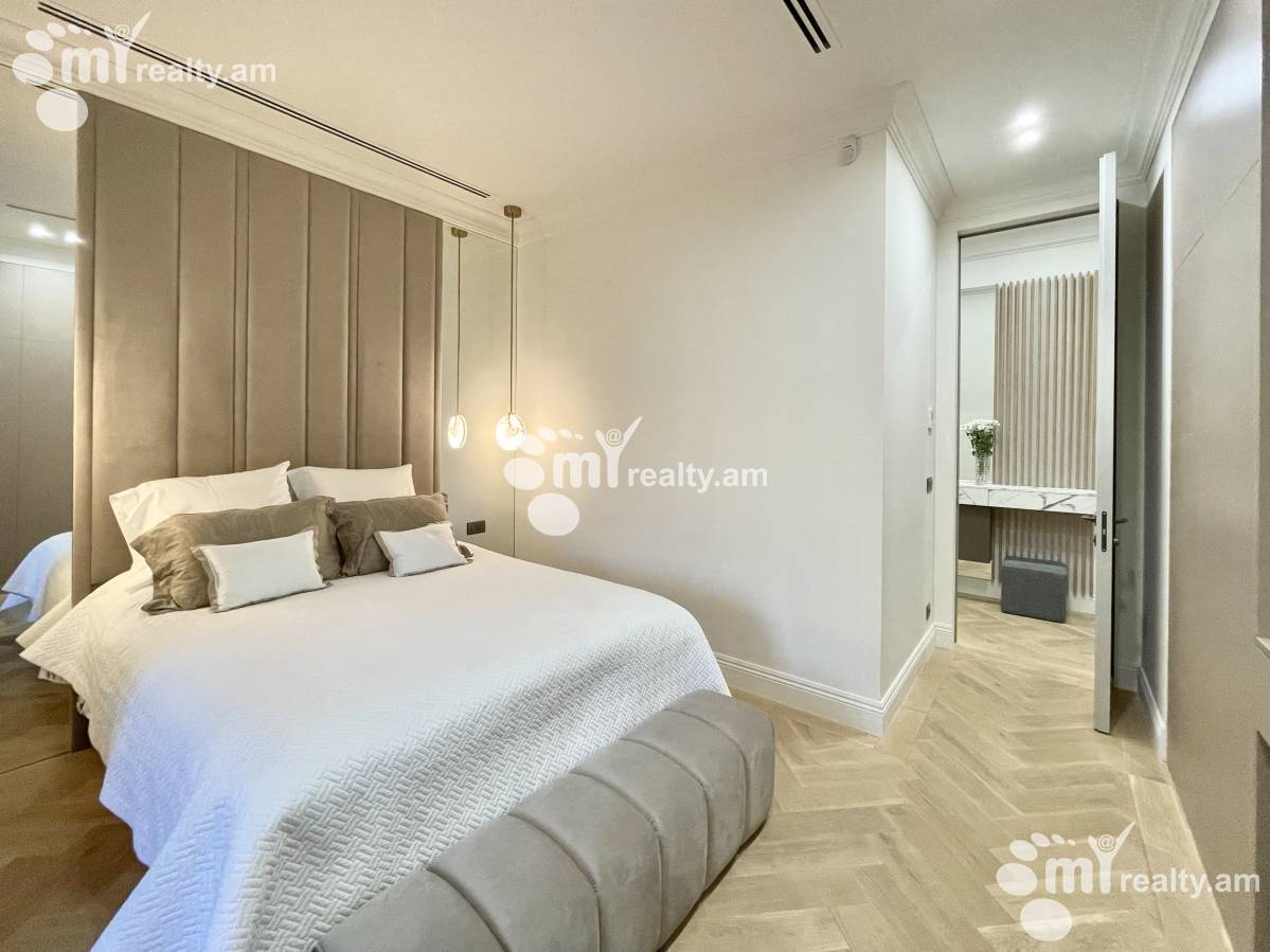 3 bedroom apartment for rent Moskovyan St, Center Yerevan, 160106