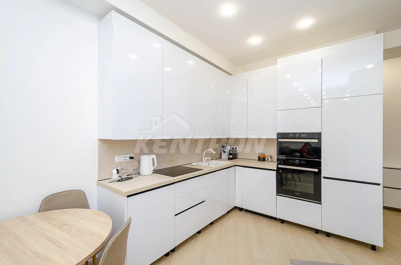 3 bedroom apartment for sale خیابان آدونس, عربگیر ایروان, 157862