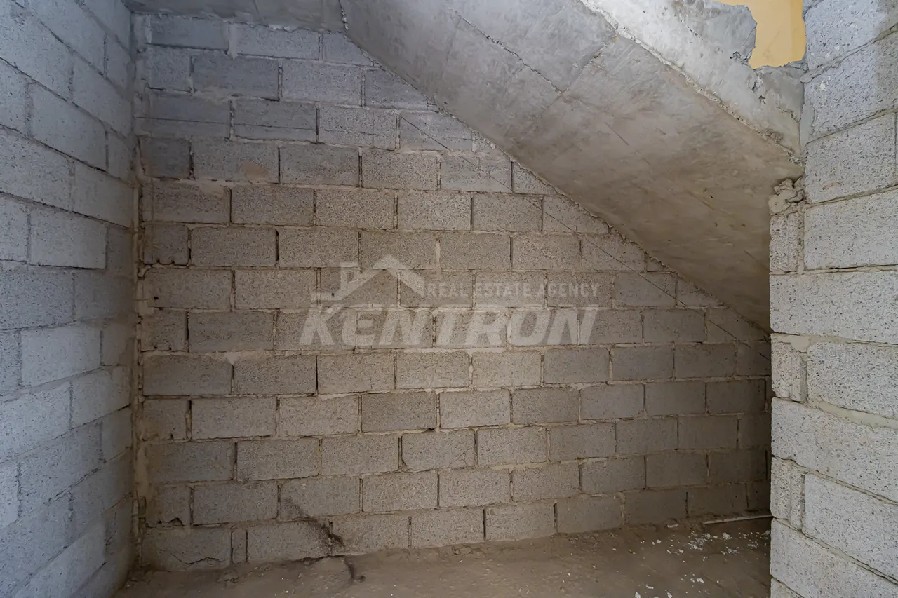 Առանձնատուն  կառուցապատողից Գ 1 թաղ., Աջափնյակ Երևան, 158092