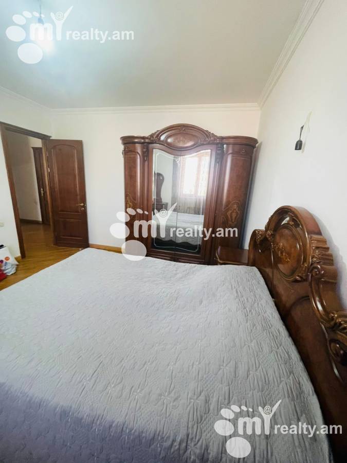 5 bedroom apartment for sale خیابان برادران اوربِلی, عربگیر ایروان, 160180