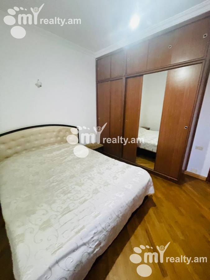 5 bedroom apartment for sale خیابان برادران اوربِلی, عربگیر ایروان, 160180