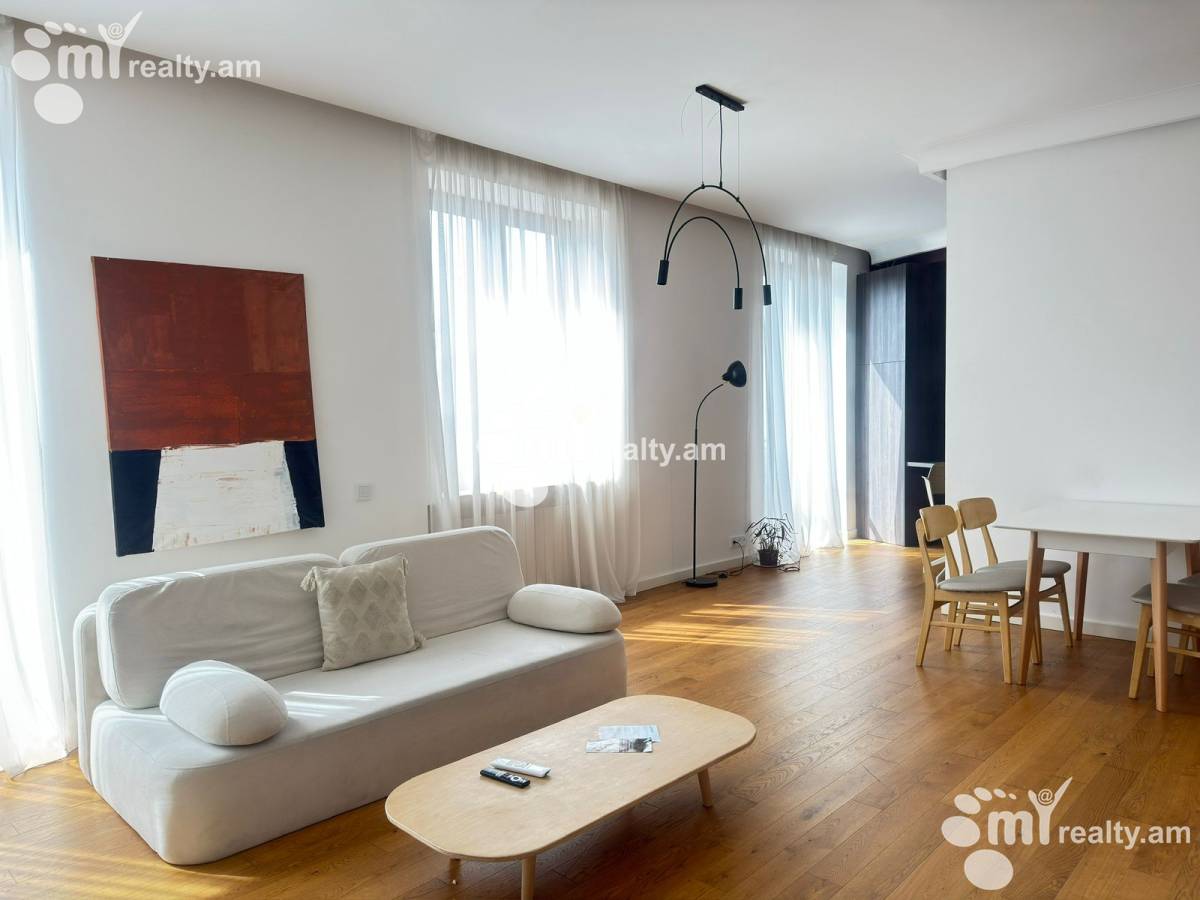 3 սենյականոց բնակարան  Դ. Դեմիրճյան փող, Կենտրոն Երևան, 160041