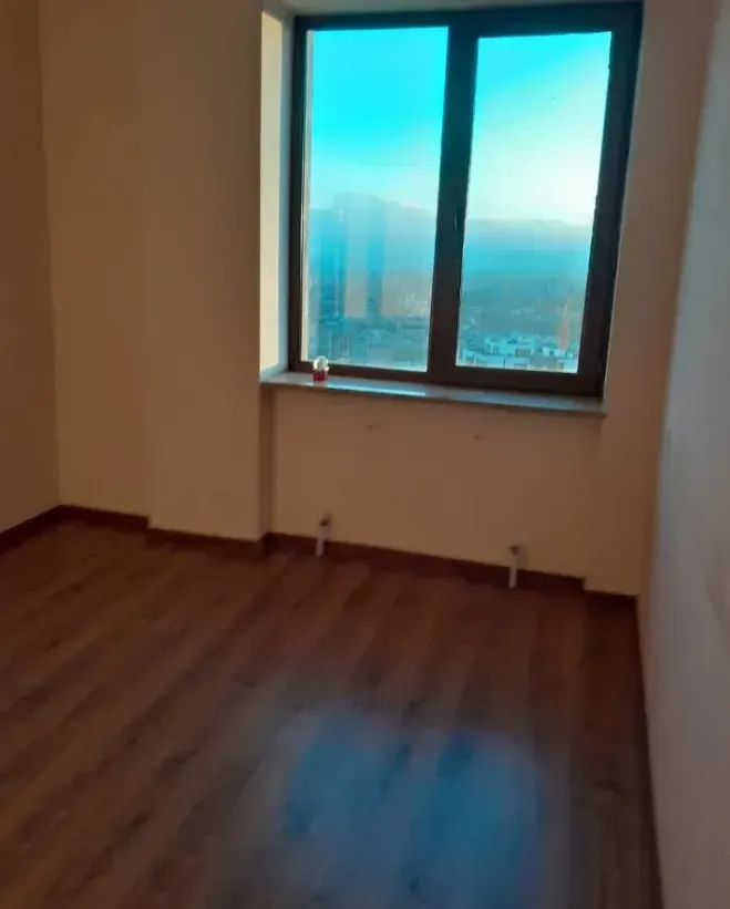3 սենյականոց բնակարան  Մամիկոնյանց փող, Արաբկիր Երևան, 161246