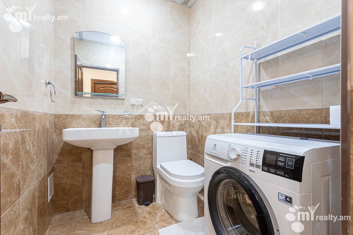 3 bedroom apartment for rent Arabkir 25 St, Arabkir Yerevan, 156902