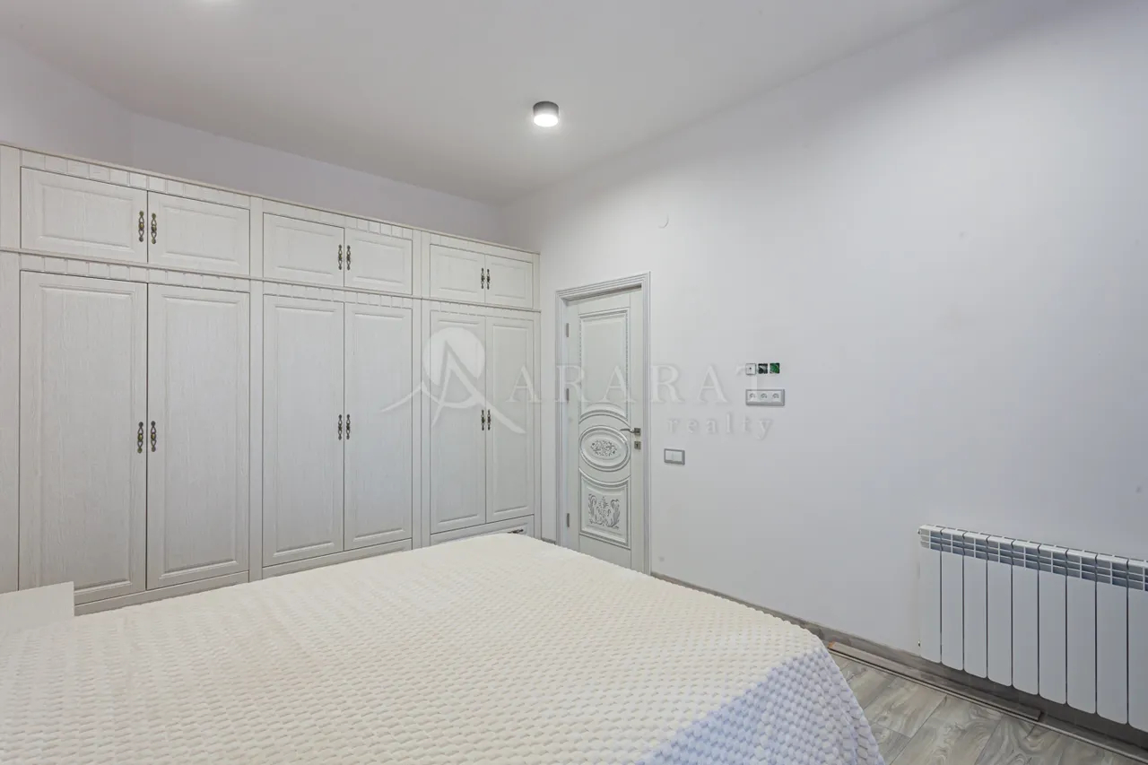 3 սենյականոց բնակարան վարձով Պարոնյան փող, Կենտրոն Երևան, 158968