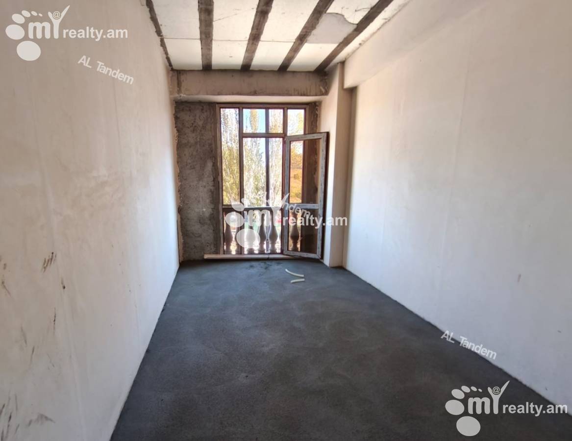 2 սենյականոց բնակարան  Գրիբոեդովի փող, Արաբկիր Երևան, 157931