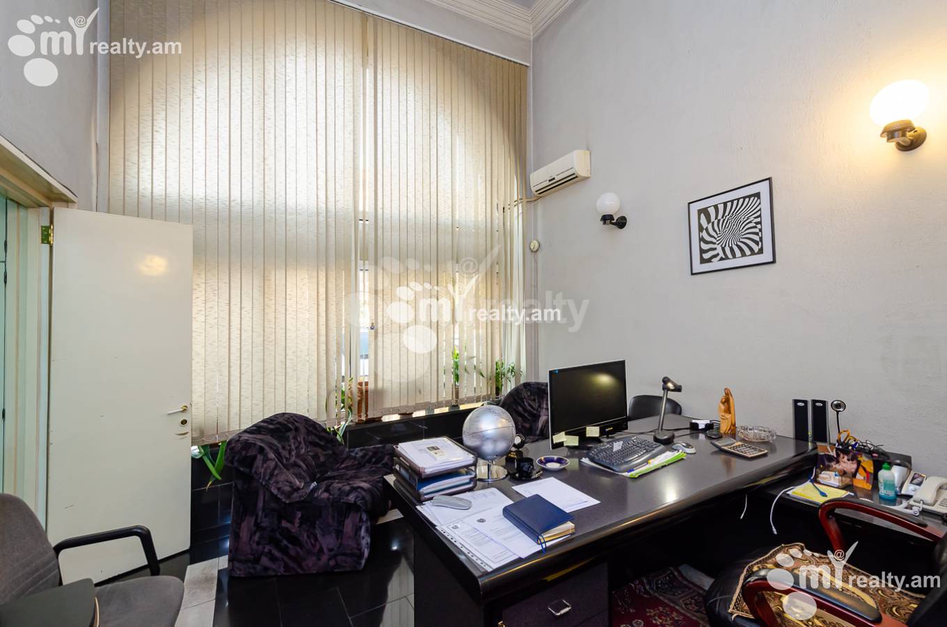 Снять коммерческoе помещение Маштоца пр, Центр Ереван, 148855