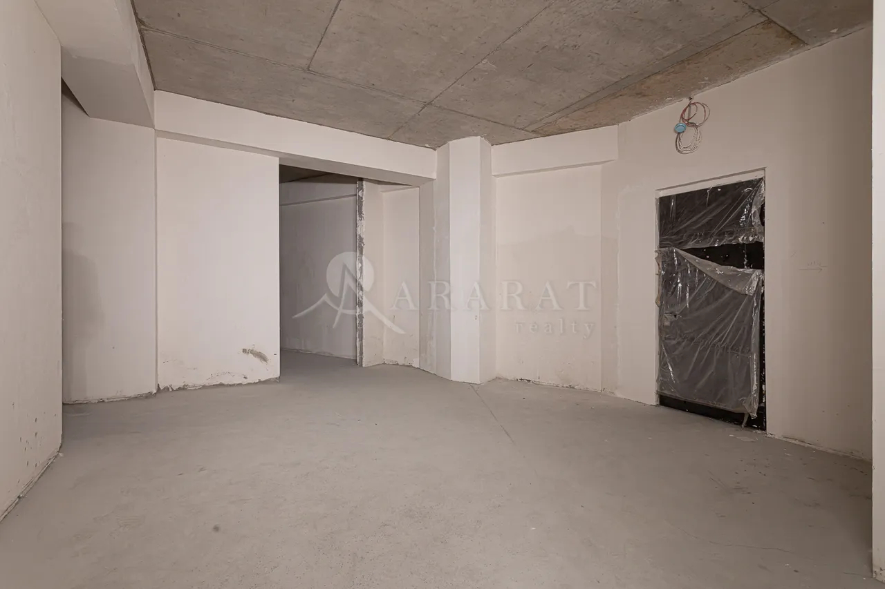 4 bedroom apartment for sale Antarayin St, Center Yerevan, 157678