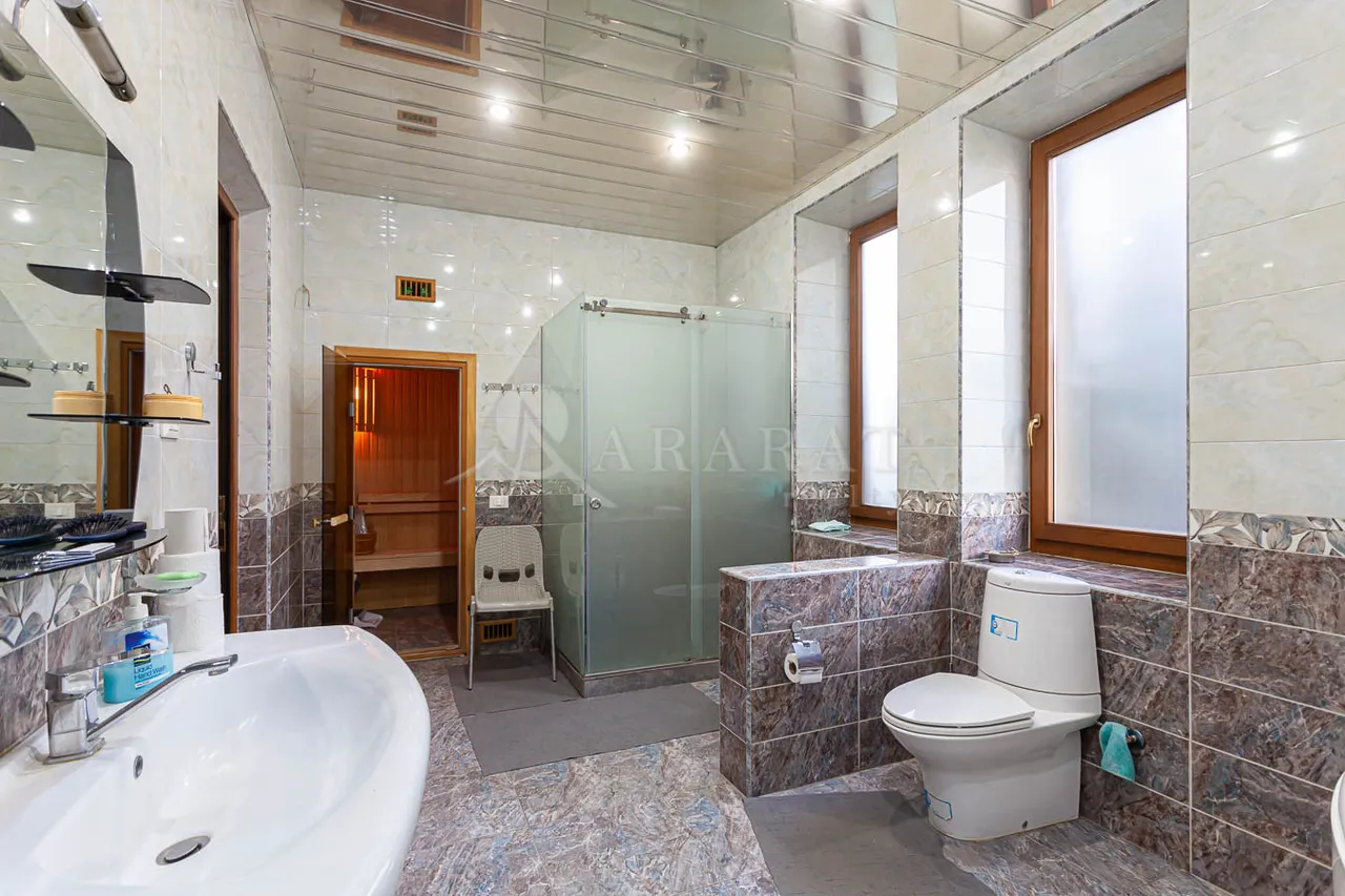 House for sale Pirumyans St, Davtachène Yerevan, 157262