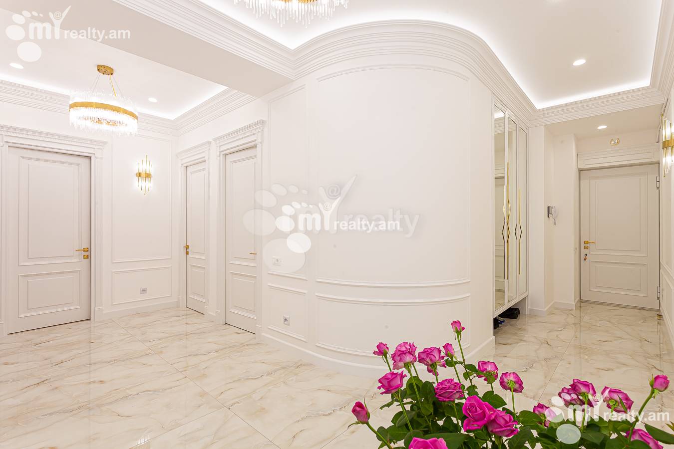 3 bedroom apartment for rent Aram St, Center Yerevan, 143996