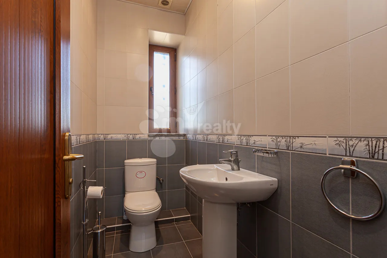 House for sale Davtashen 7 St, Dawtaschen Yerevan, 160618
