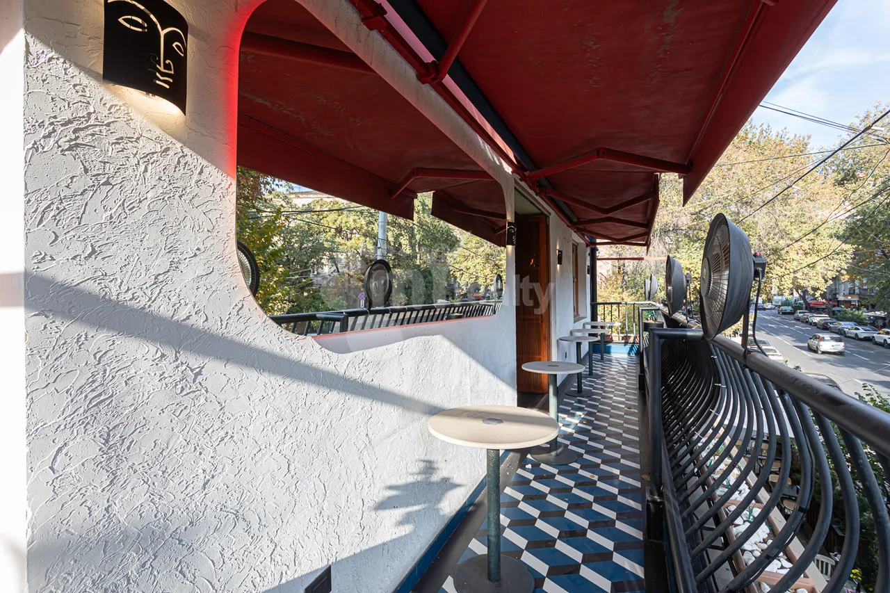 Commercial property for rent Saryan St, Center Yerevan, 157535