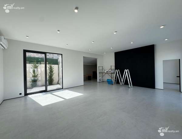 arandznatun-vacharq-Kotayk-Zovuni