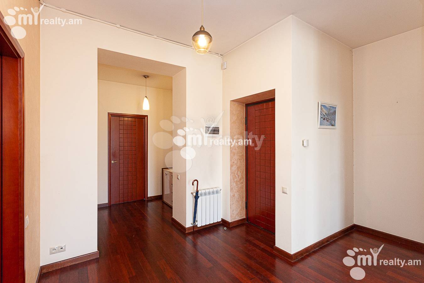 3 bedroom apartment for rent Tamanyan St, Center Yerevan, 157139