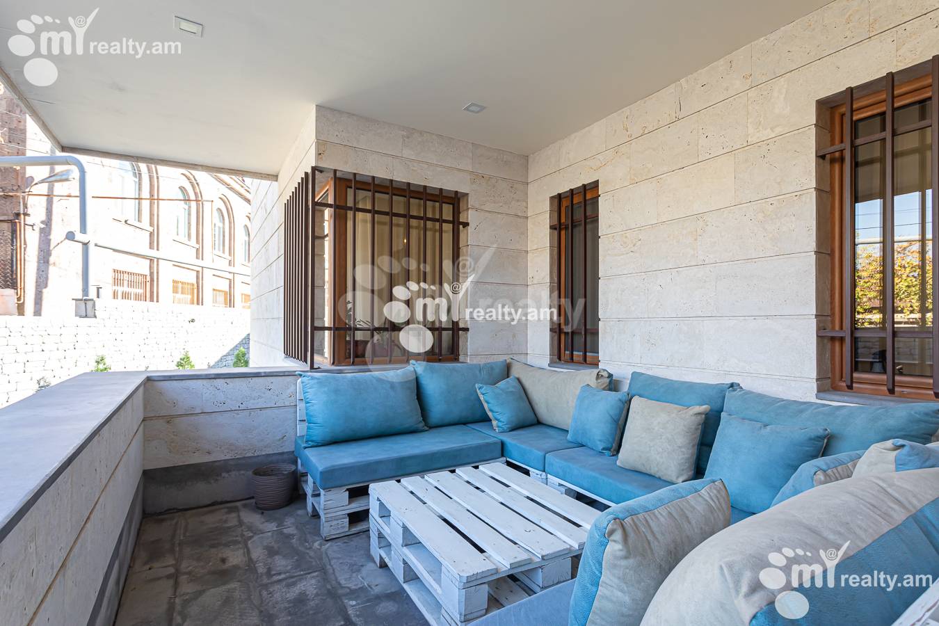 House for sale Lusinyants street, Center Yerevan, 157170