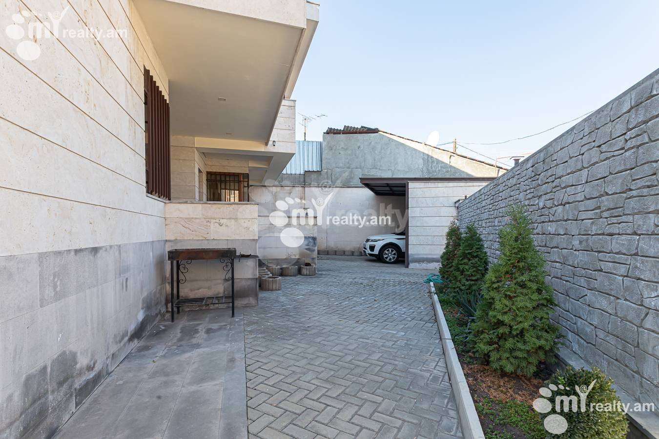 House for sale Lusinyants street, Center Yerevan, 157170