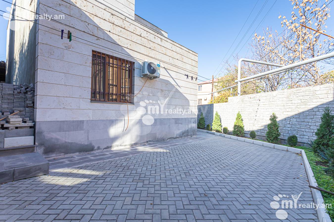 House for sale Lusinyants street, Center Yerevan, 157170