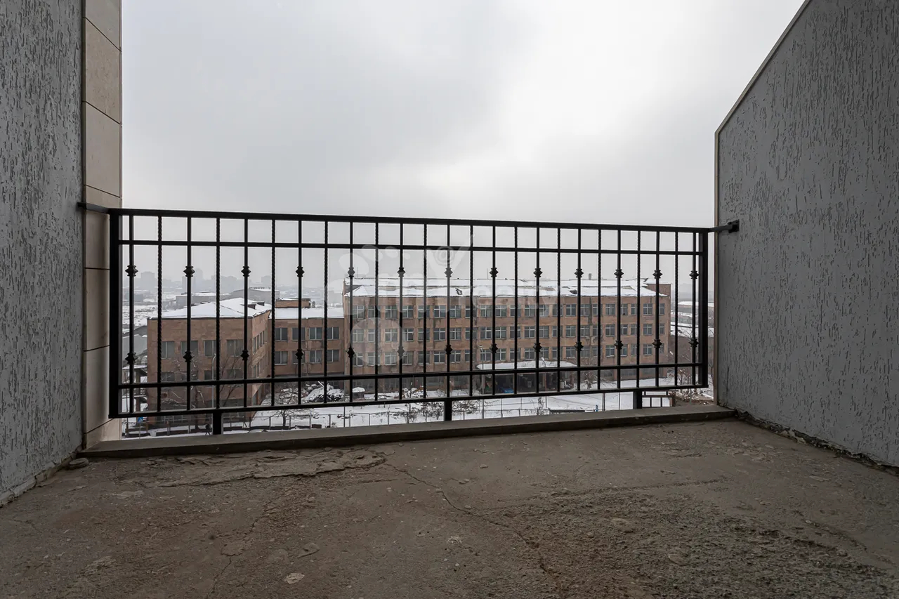 Купить 4 комнатную квартиру Геворгян ул․, Давташен Ереван, 159192