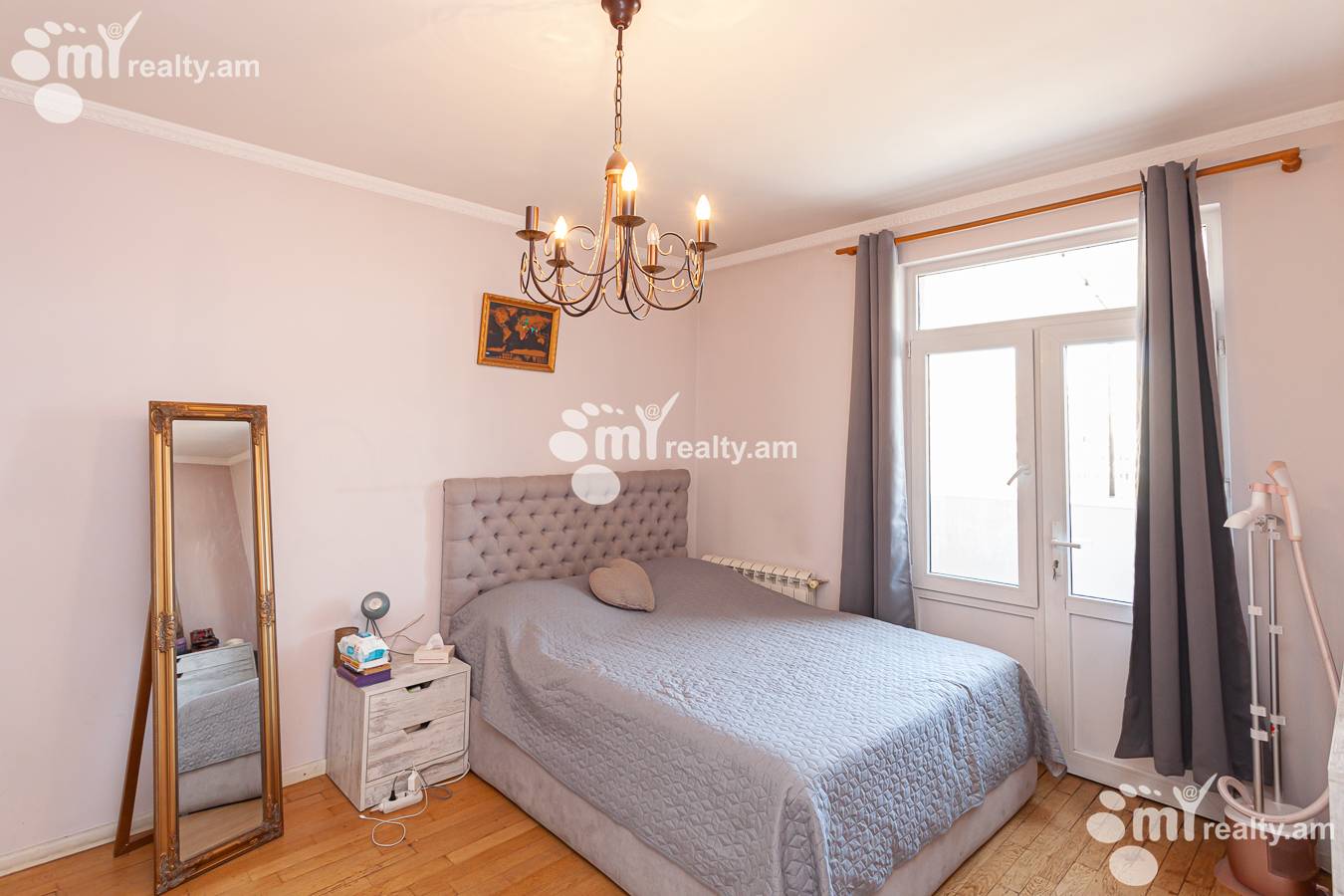 3 սենյականոց բնակարան  Նալբանդյան փող, Կենտրոն Երևան, 152406