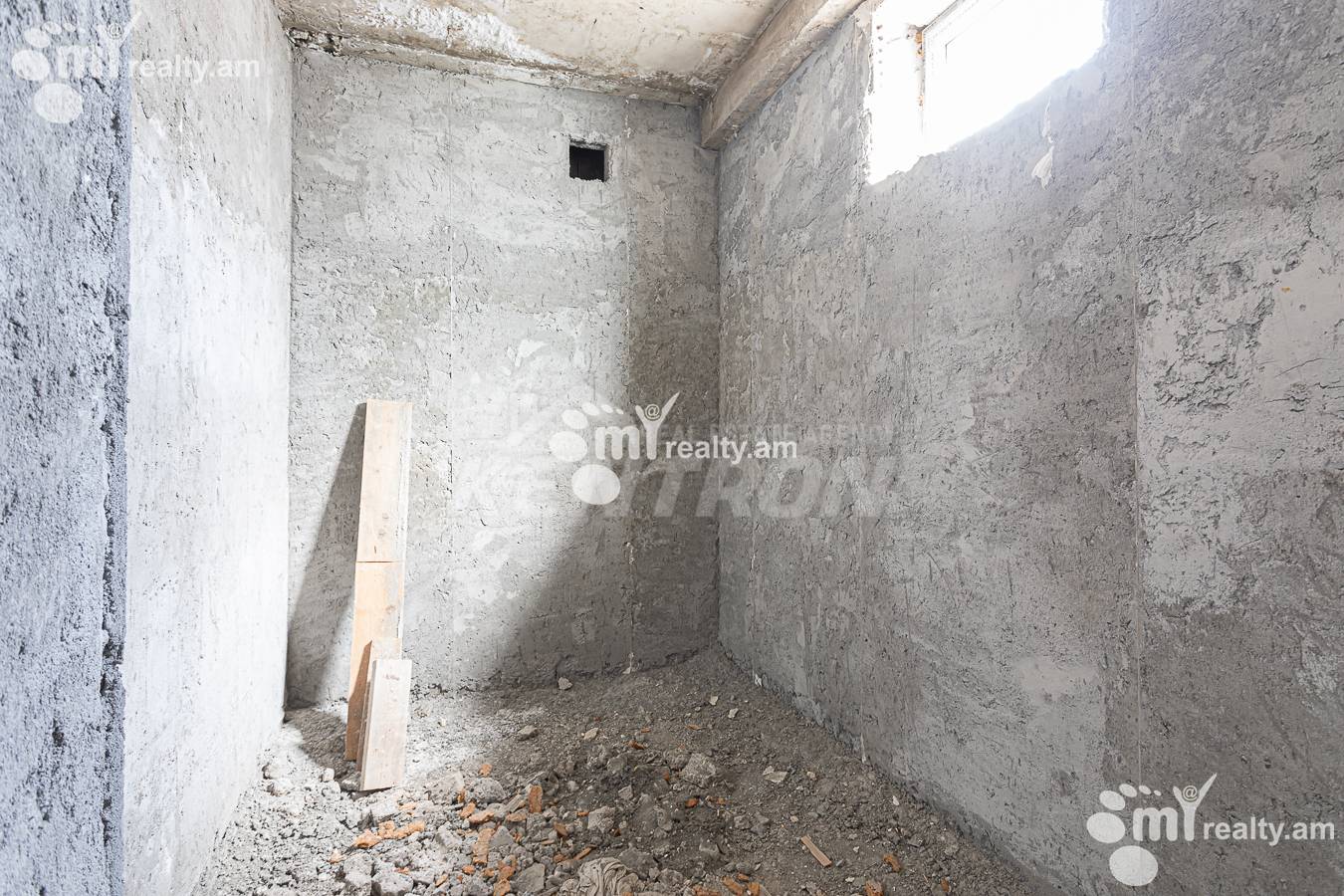 4 bedroom apartment for sale Aram St, Center Yerevan, 156909